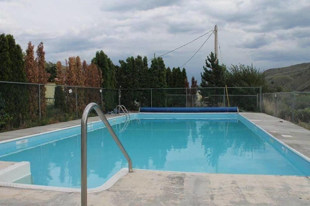 Sage Hills Motel Cache Creek Exteriér fotografie